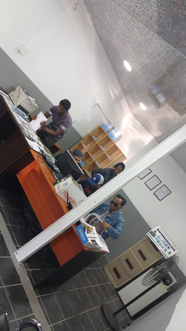Students participating in skills training and mentorship activities (03)