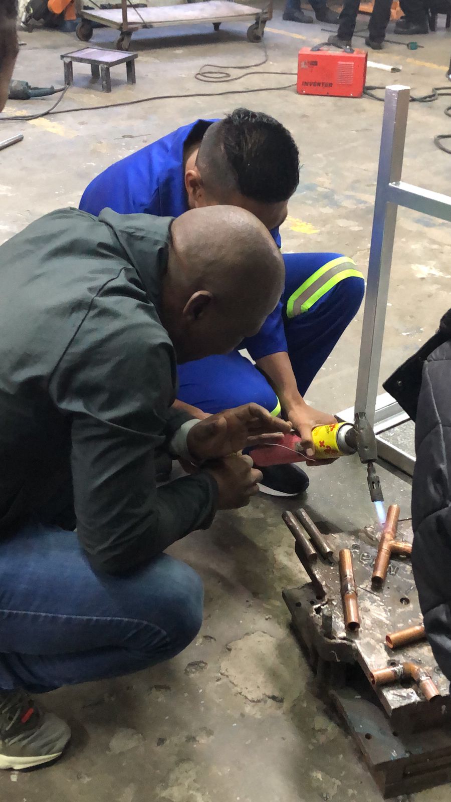 Students participating in skills training and mentorship activities (09)