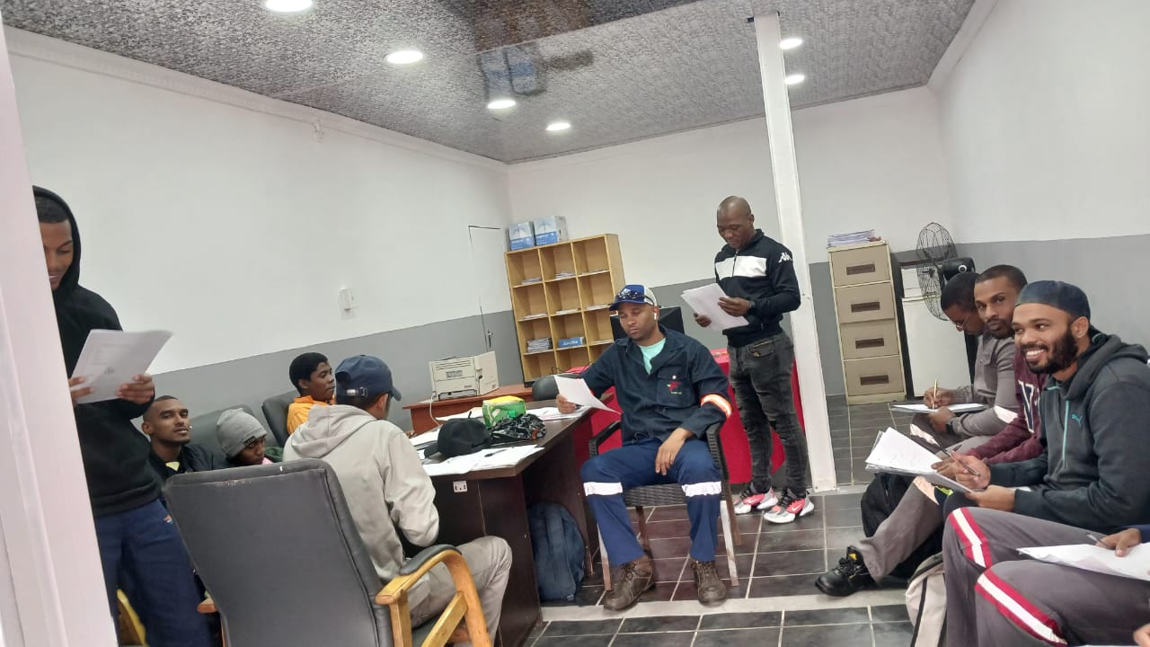 Students participating in skills training and mentorship activities (14)
