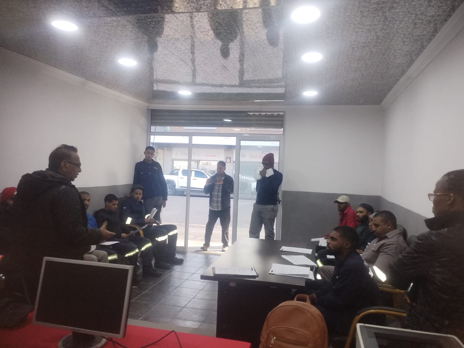 Students participating in skills training and mentorship activities (33)